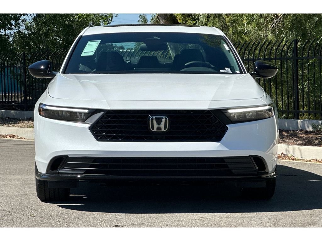 New 2026 Platinum White Pearl Honda Sport-L image 10