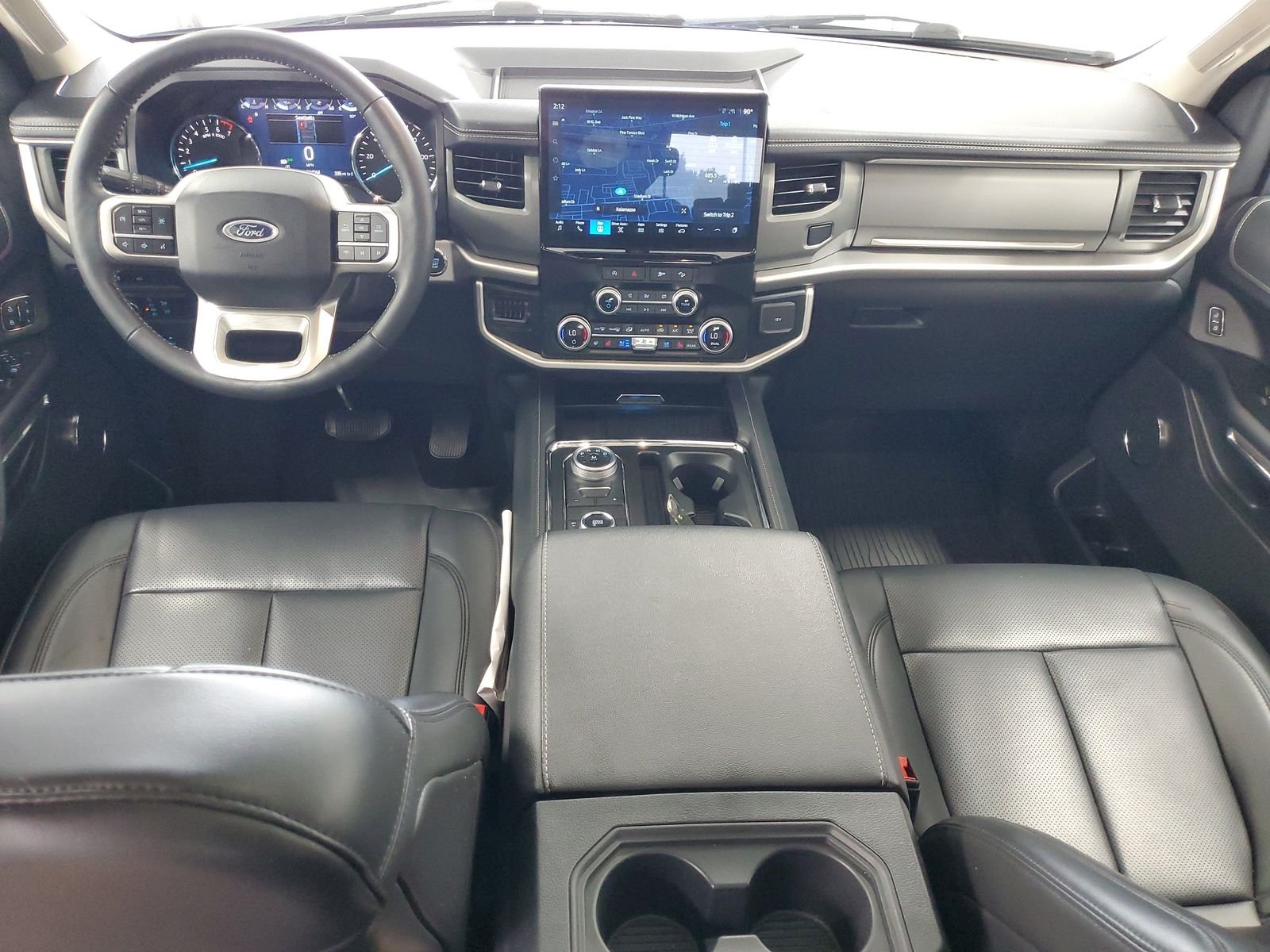 Used 2024 Black Ford XLT image 31