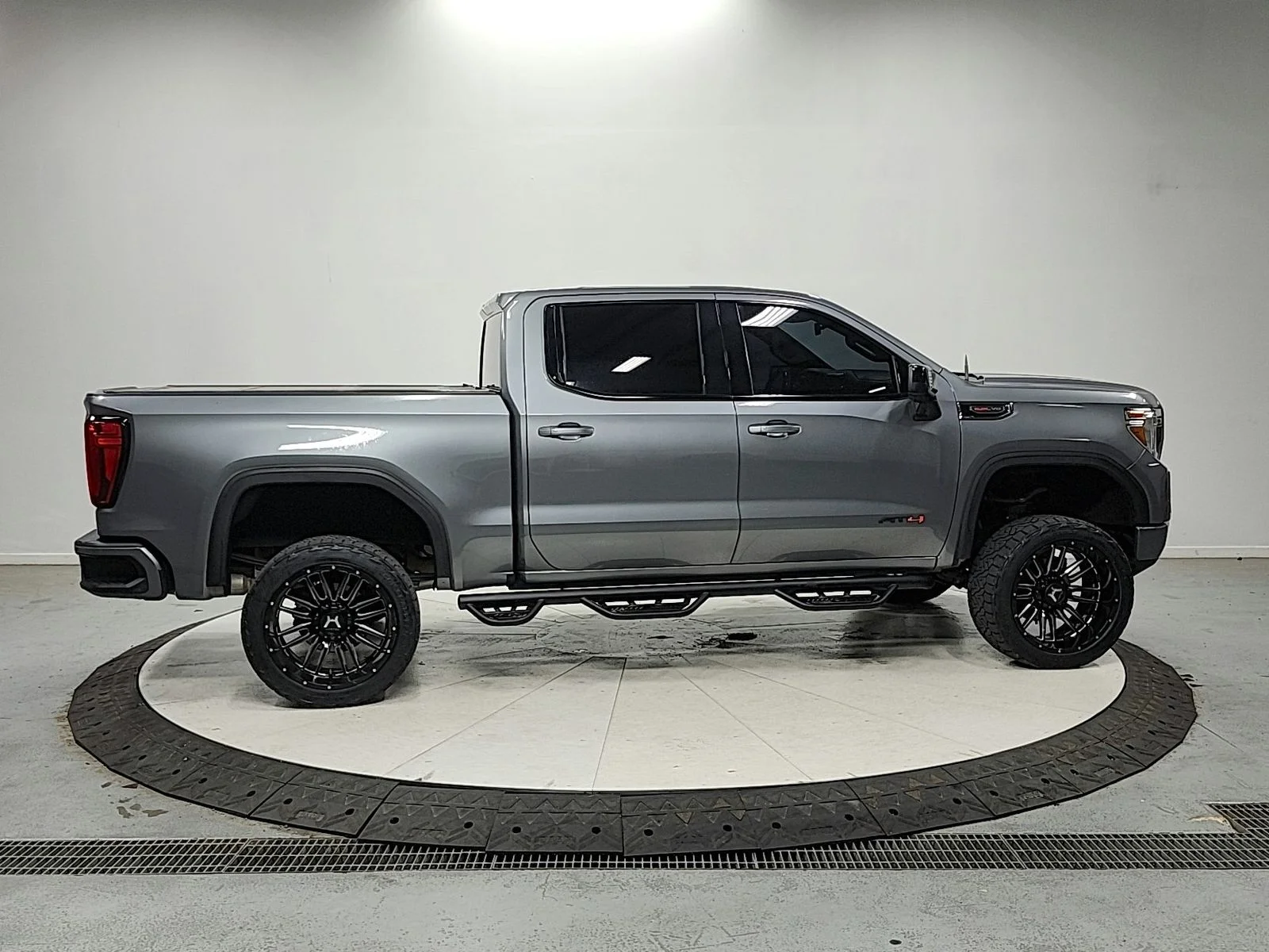 Used 2021 Gray GMC AT4 image 8