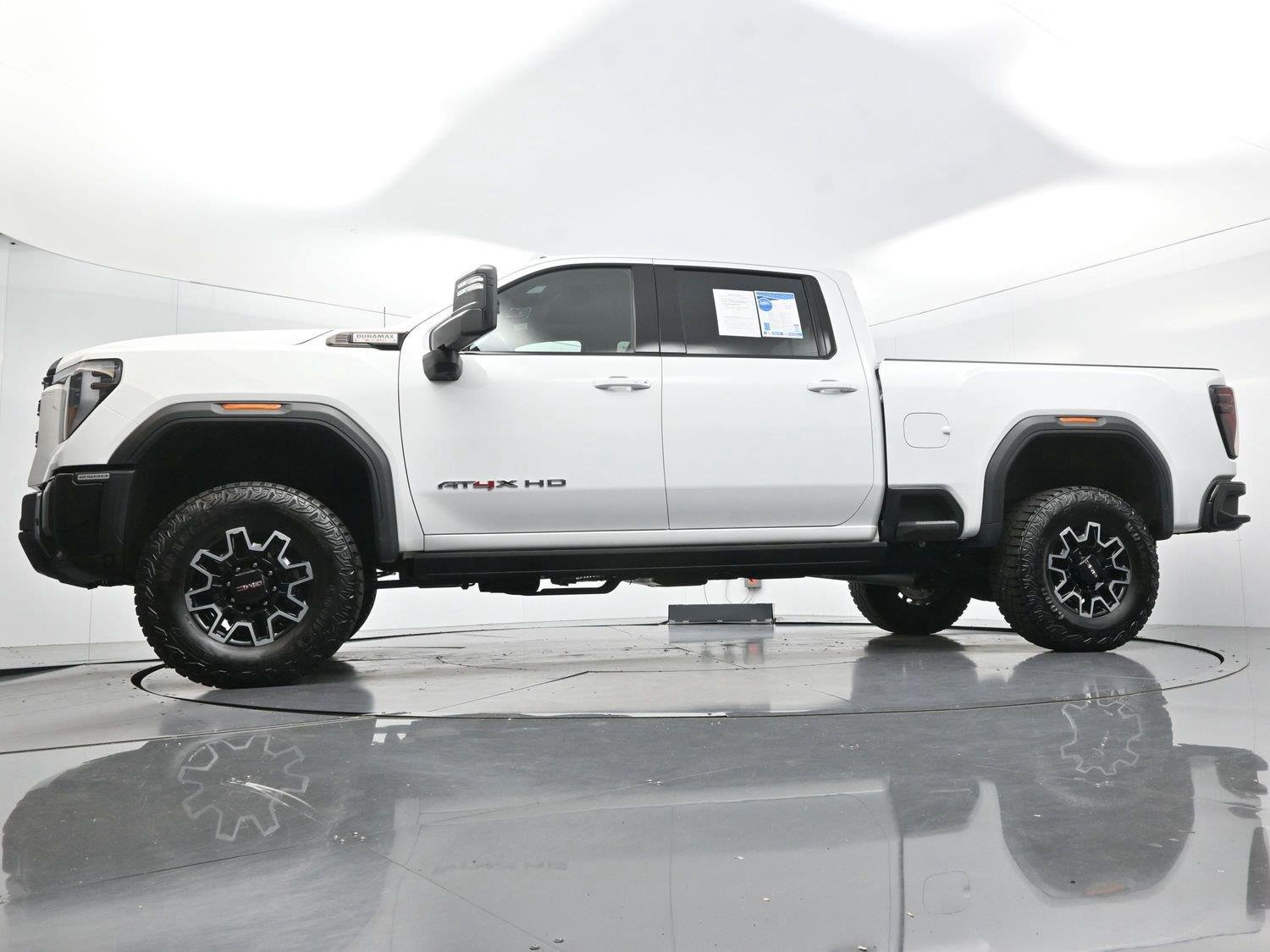 Used 2024 Summit White GMC AT4X image 51
