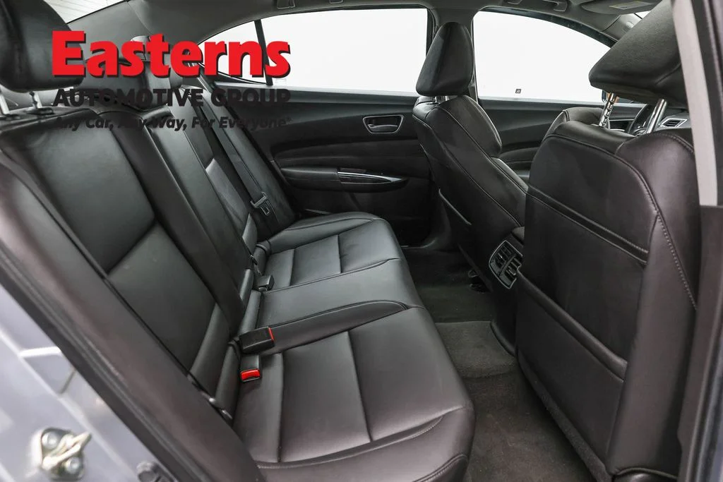 Used 2020 Silver Acura 2.4L image 23