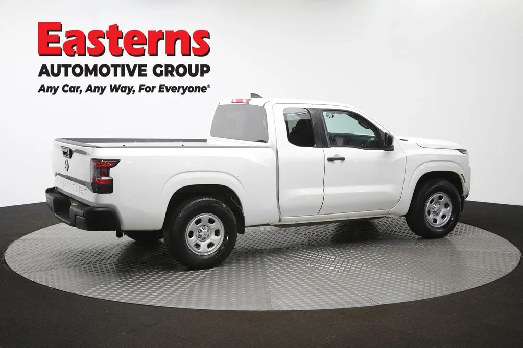 Used 2022 White Nissan S image 43