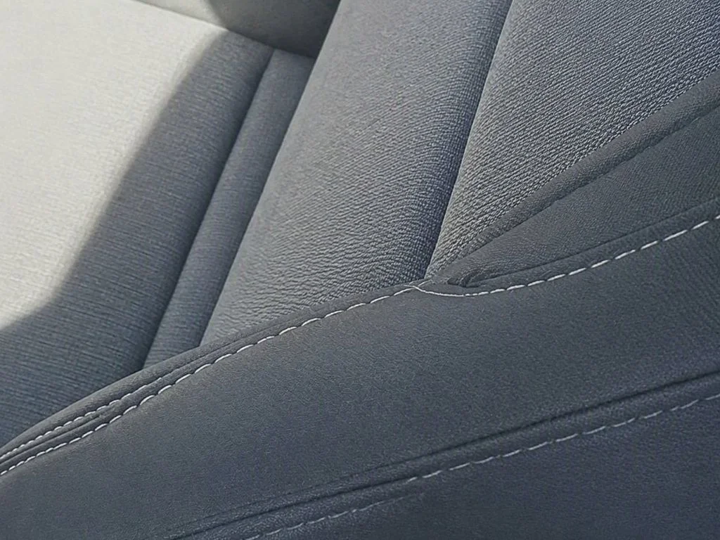 New 2027 White GMC Elevation image 33