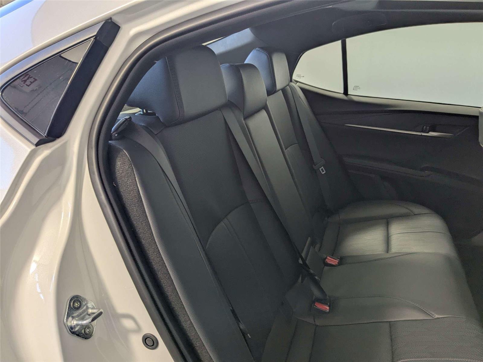 2025 Toyota Camry XSE - Photo 27
