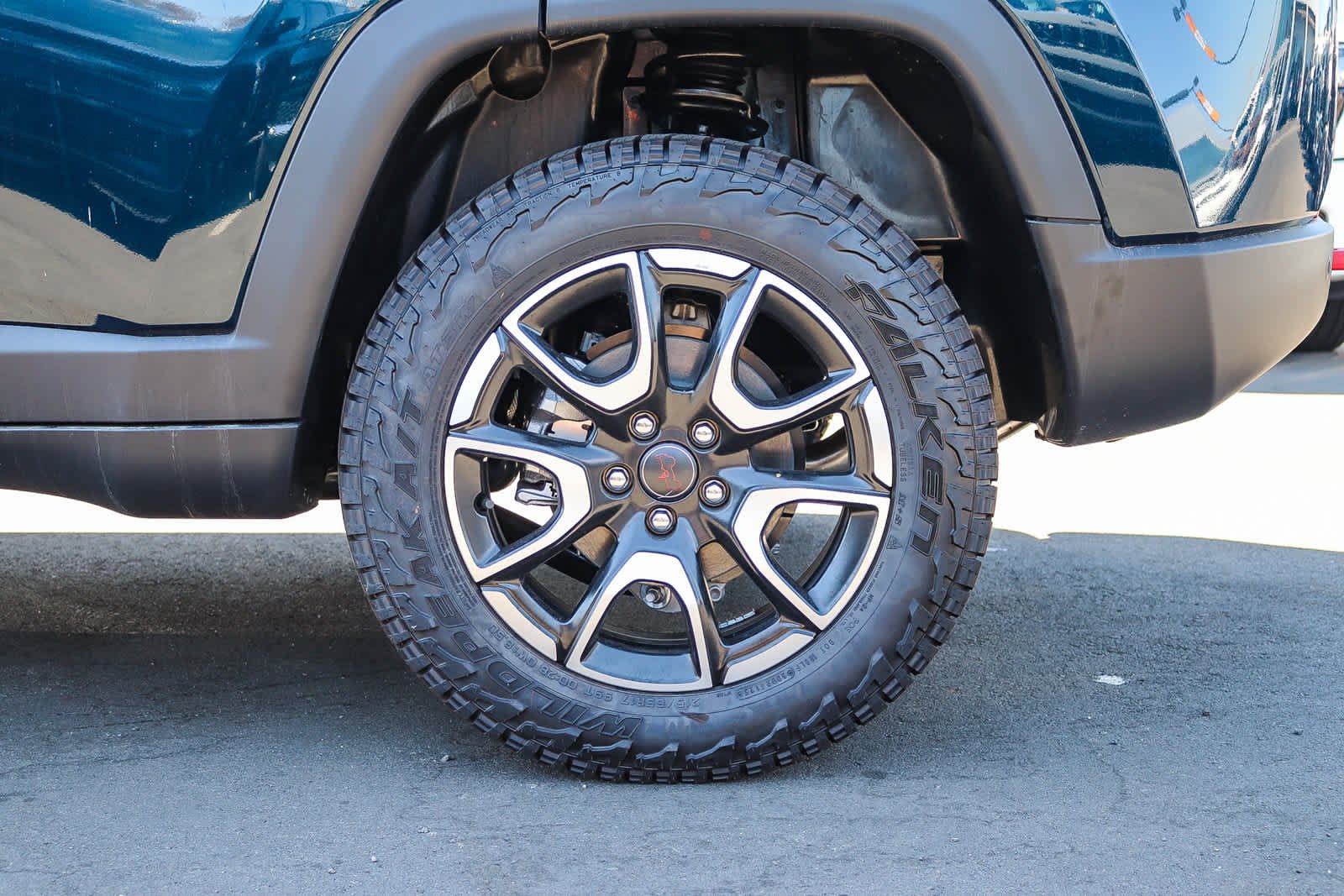 New 2026 Fathom Blue Pearl-Coat Exterior Paint Jeep Trailhawk image 11