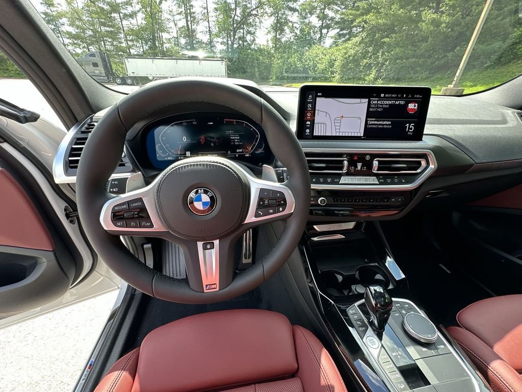 Used 2024 White BMW xDrive30i image 41