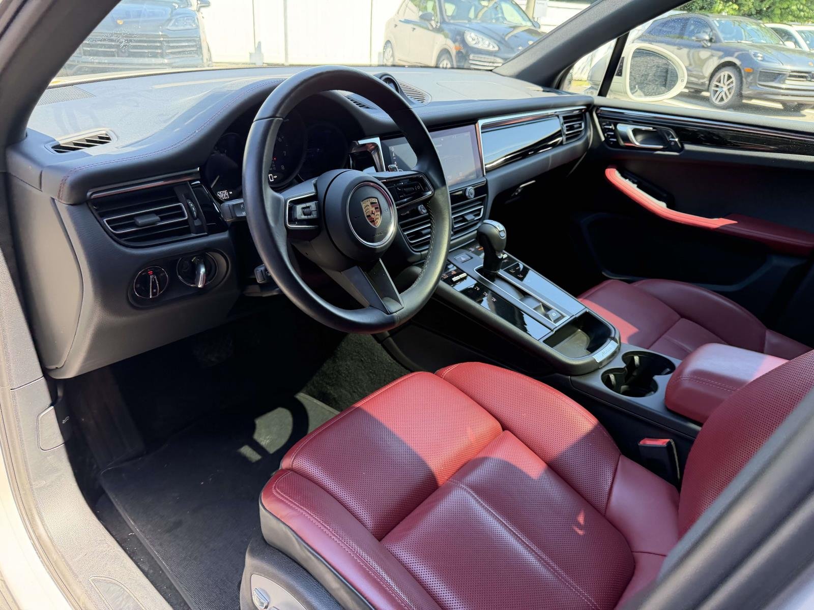 Certified Used 2024  Porsche  image 14