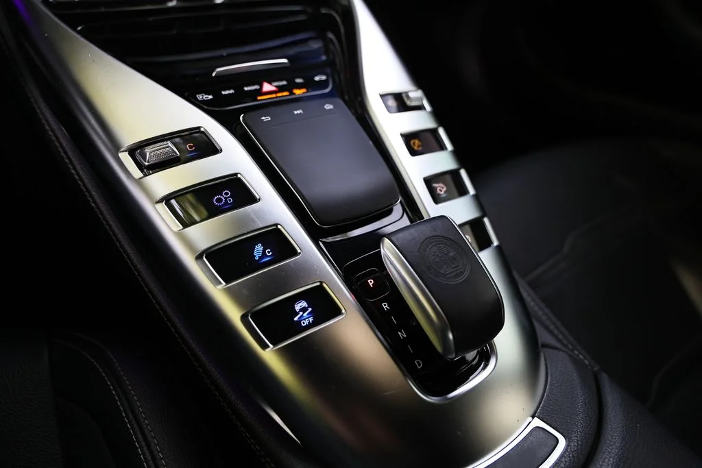 Used 2020 Brilliant Blue Metallic Mercedes-Benz Base image 43