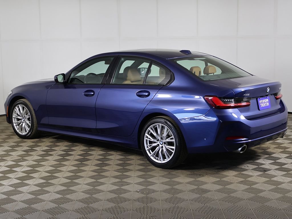 2023 BMW 3 Series 330i - Photo 11