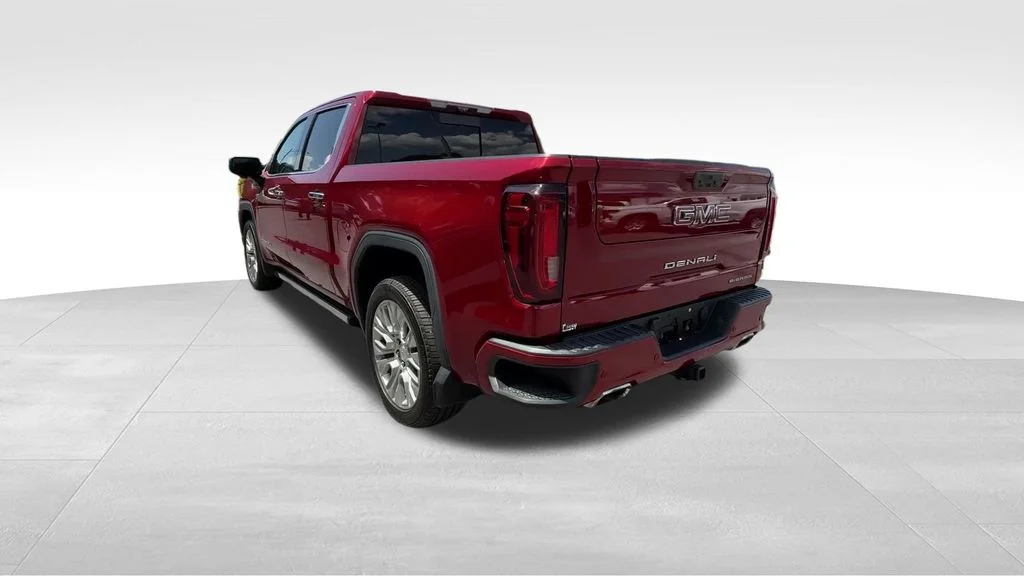 Used 2021 Red GMC Denali image 4