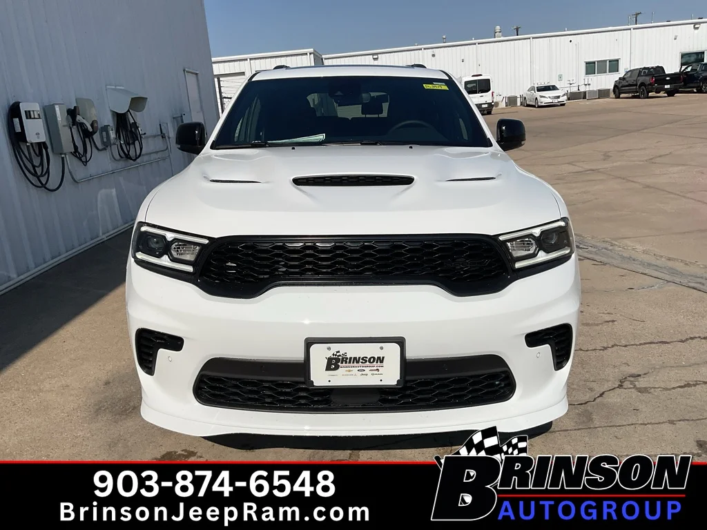 New 2026 White Knuckle Clearcoat Dodge GT Plus HEMI V8 image 2