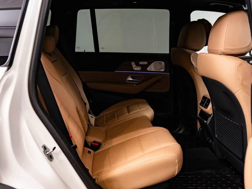 New 2026 Polar White Mercedes-Benz GLS 450 image 46