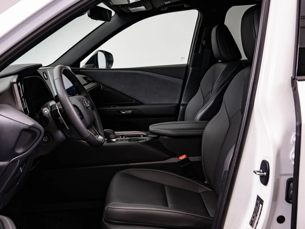 New 2026 Wind Chill Pearl Lexus PREMIUM AWD image 25