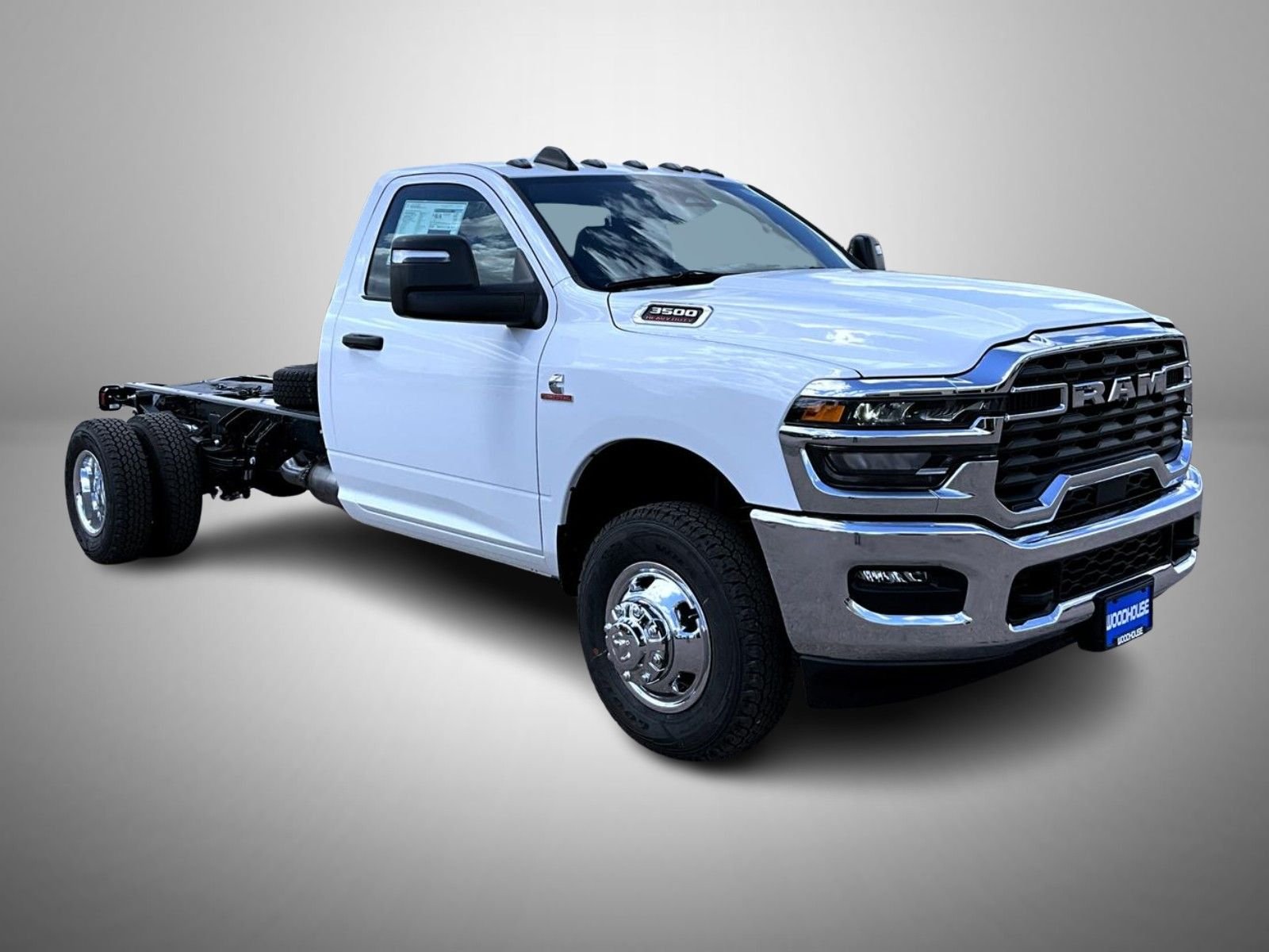 New 2026 Bright White Clearcoat RAM Tradesman image 3