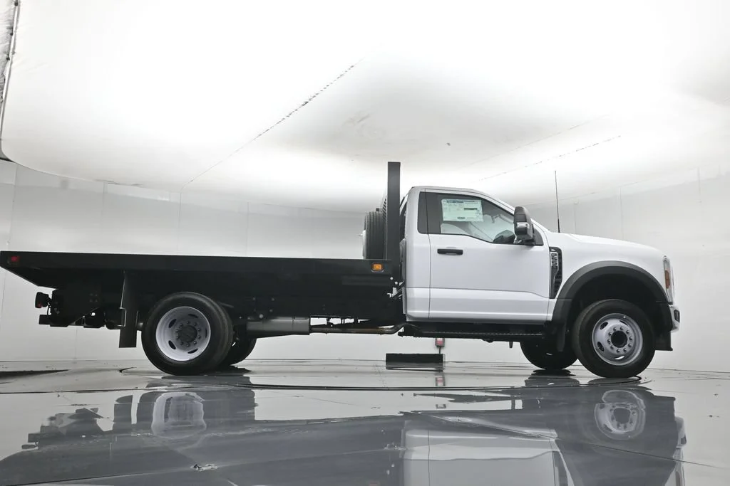 New 2026 Oxford White Ford XL image 7