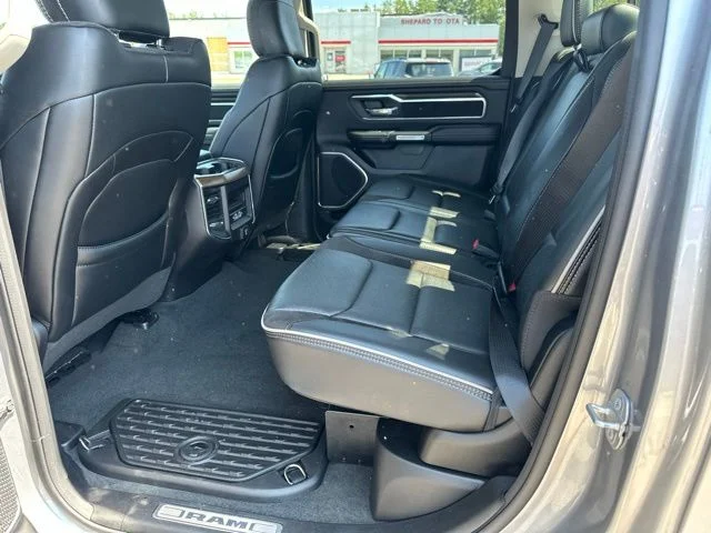 Used 2022 Silver Ram Laramie image 15