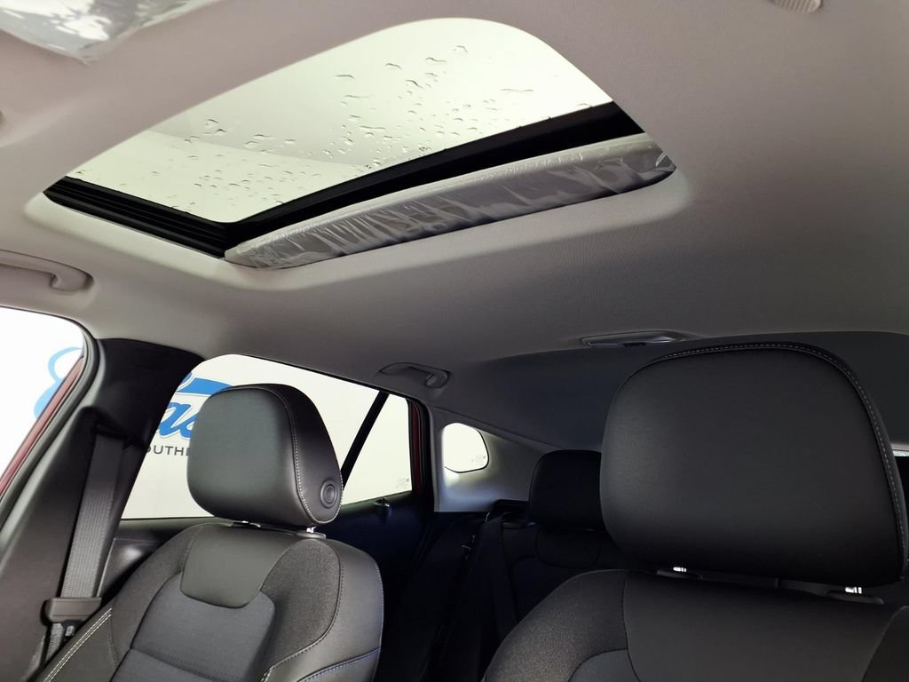 2026 Chevrolet Trax LT - Photo 15