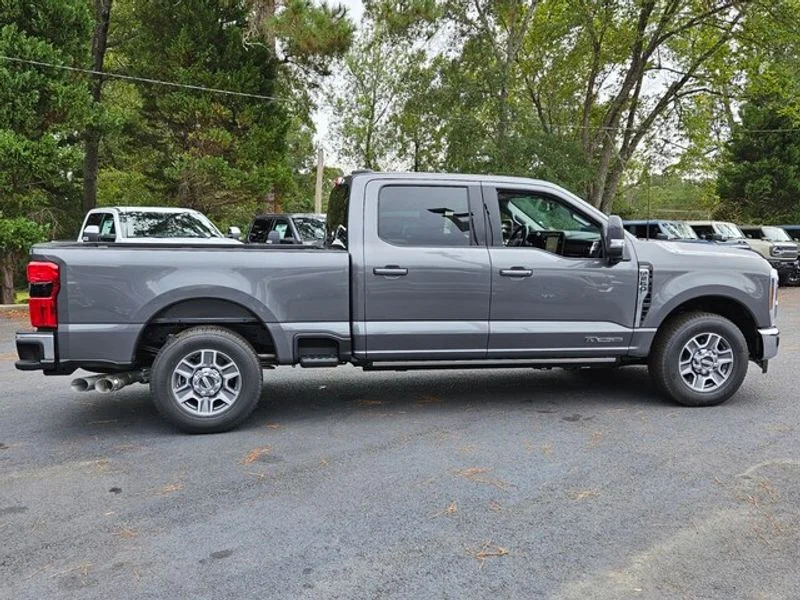 New 2026 Carbonized Gray Metallic Ford F-250® Lariat® image 14
