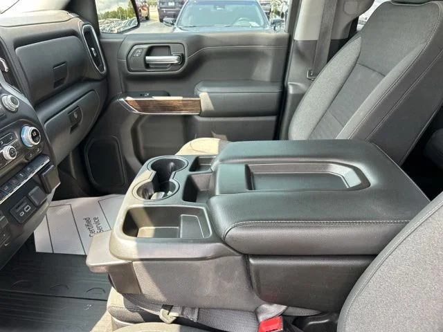 Used 2020 Cardinal Red GMC SLE image 29