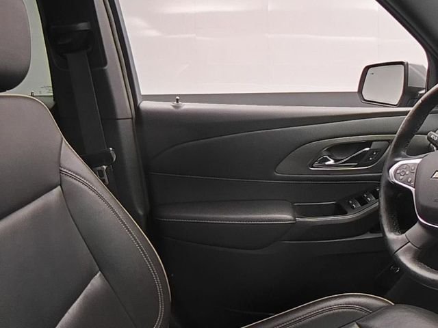 Used 2023 Gray Chevrolet Premier image 34