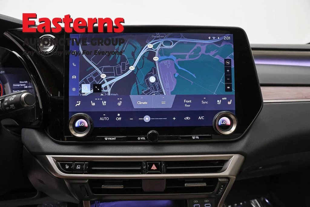 Used 2025 White Lexus 350 Luxury image 12