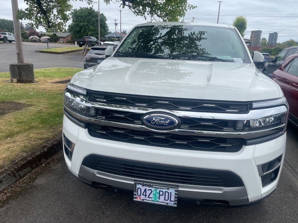Used 2024 Star White Metallic Tri-Coat Ford Limited image 2