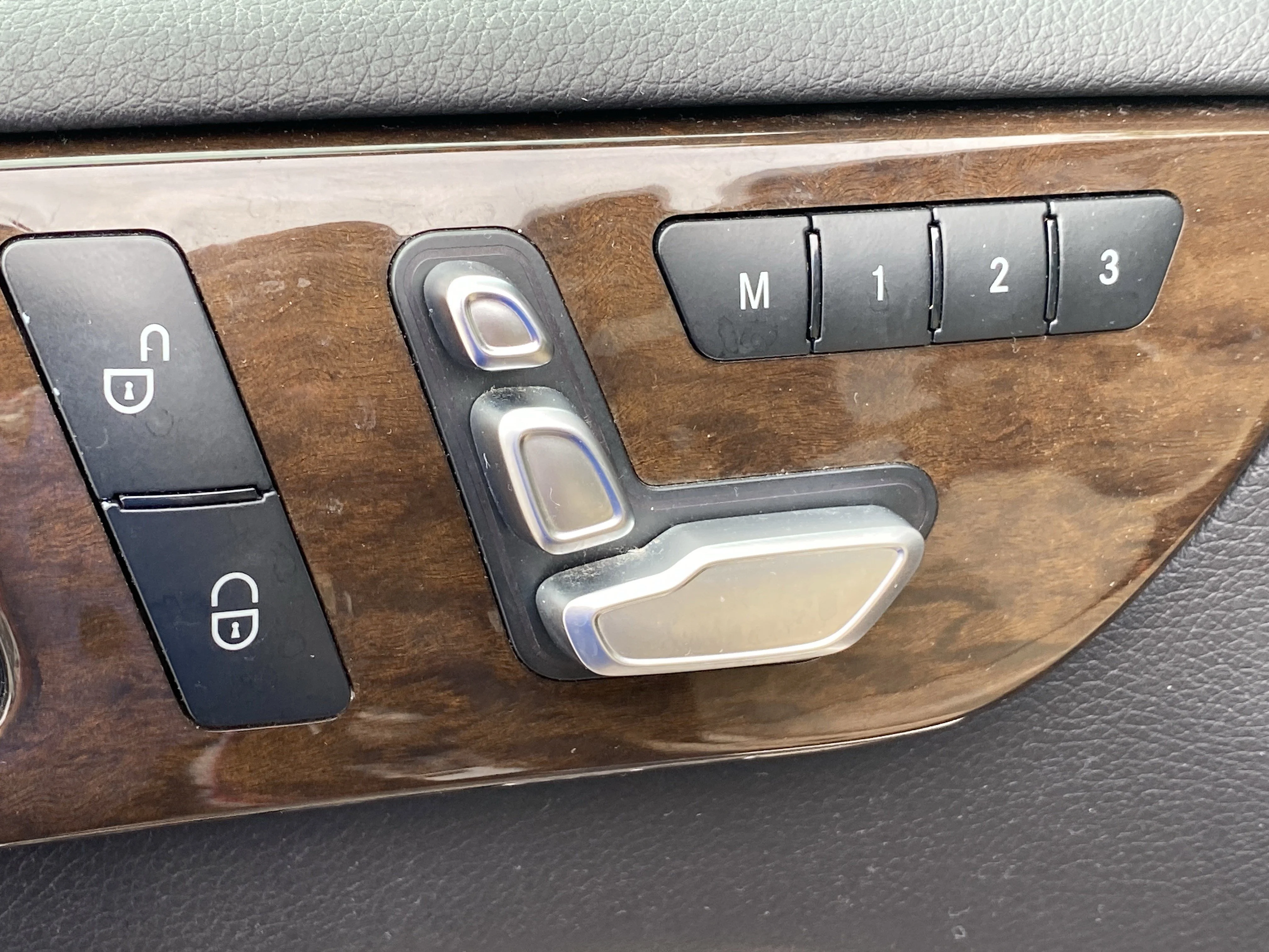 Used 2019  Mercedes-Benz GLS 450 image 19