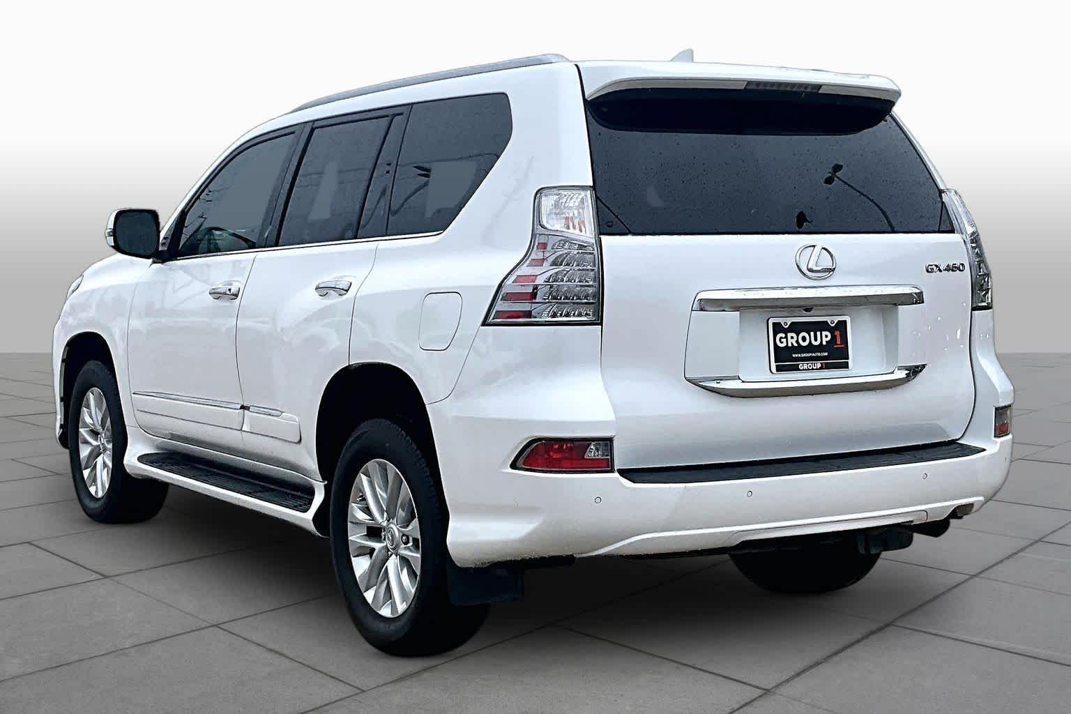Used 2017 Starfire Pearl Lexus Premium image 12