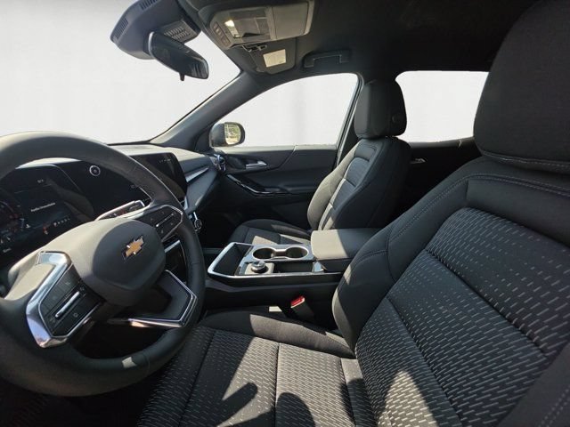 2027 Chevrolet Equinox LT - Photo 11