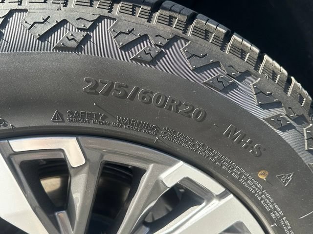 2025 Chevrolet Suburban Z71 - Photo 15