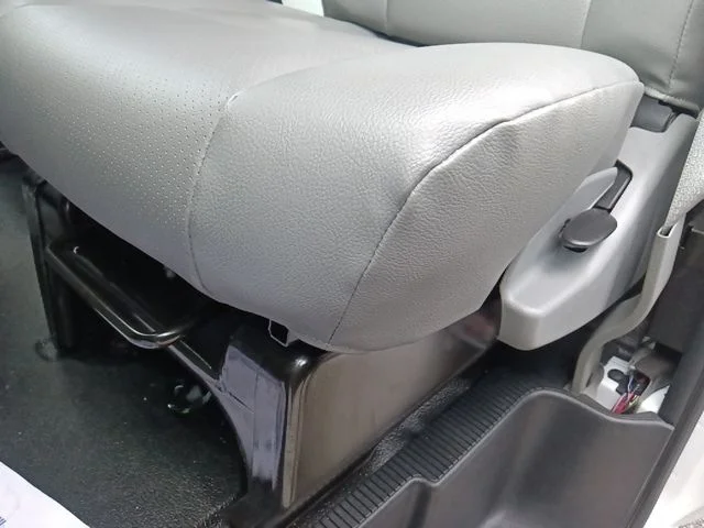 New 2026 Oxford White Ford E-450 DRW image 16