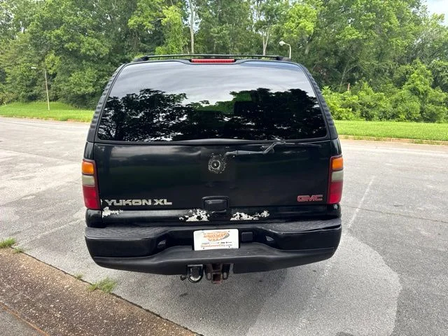 Used 2002 Black GMC Denali image 6