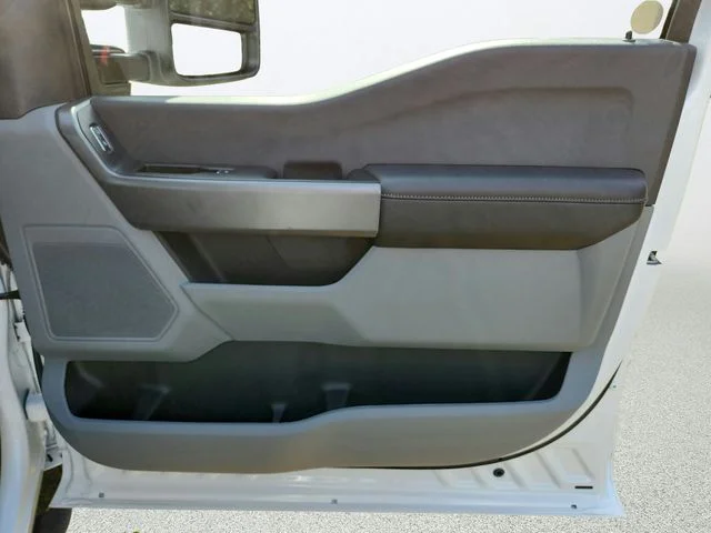 New 2026 Oxford White Ford F-350® XL image 53