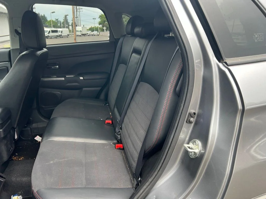 Used 2022 Gray Mitsubishi 2.0 SE image 7