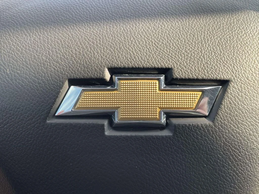 Certified Used 2023 Mosaic Black Metallic Chevrolet LT image 27