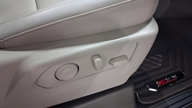 Used 2026 Summit White Chevrolet LTZ image 25