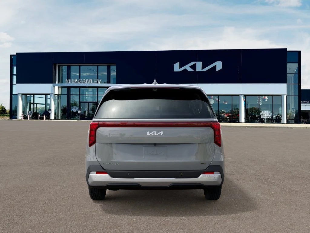 New 2027 Ceramic Silver Kia LXS image 5