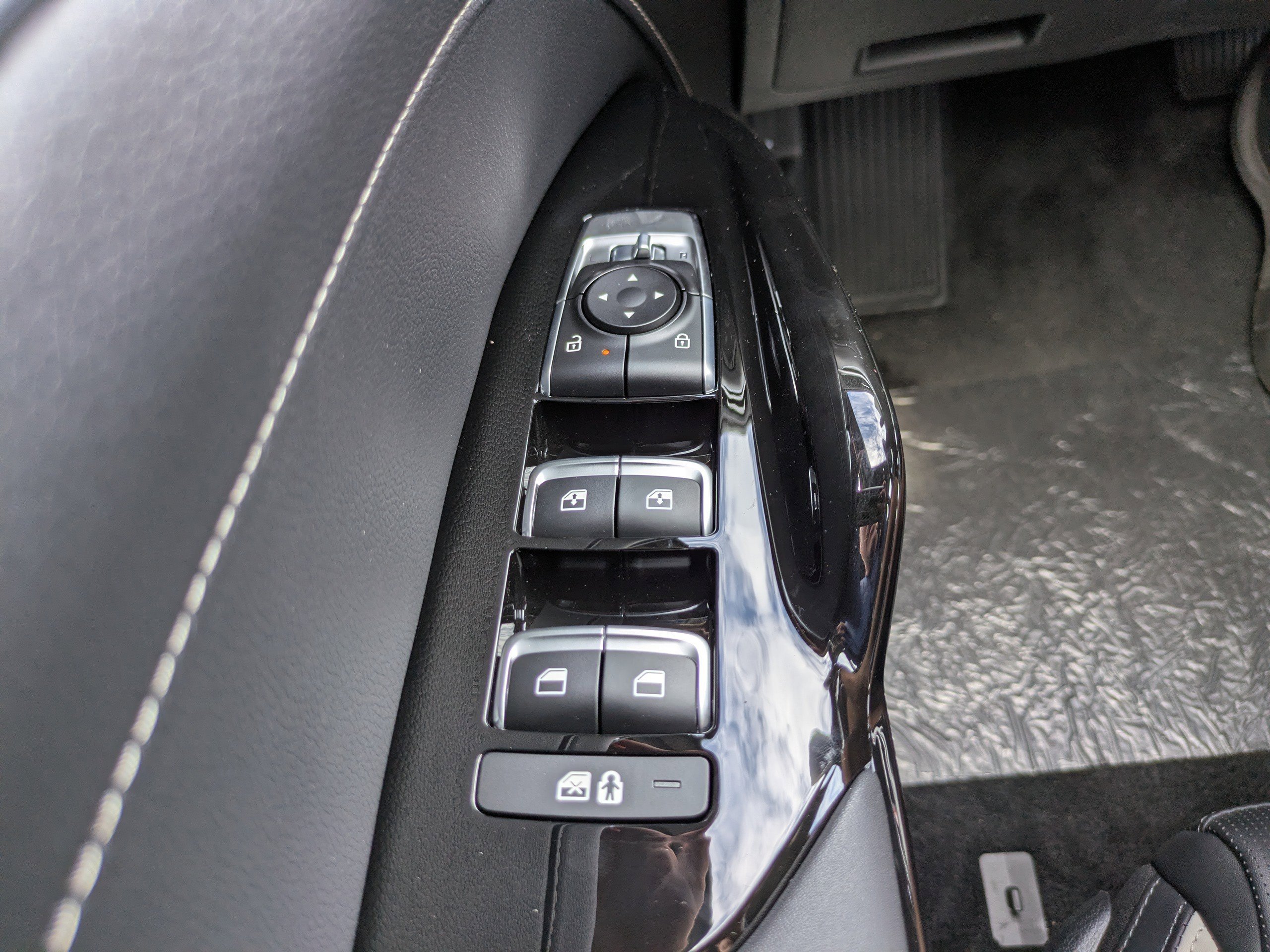 New 2026 Steel Matte Gray Kia GT-Line FWD image 27