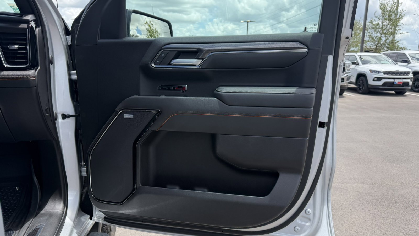 Certified Used 2022 Quicksilver Metallic GMC AT4 image 18