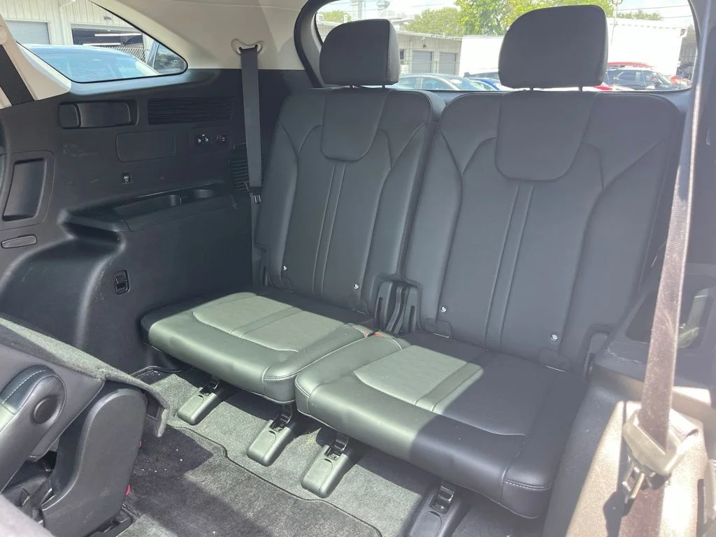 Used 2025 Brown Kia X-Line EX image 10
