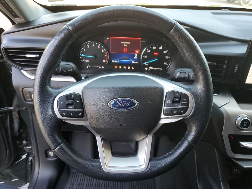 Used 2022 Green Ford XLT image 26