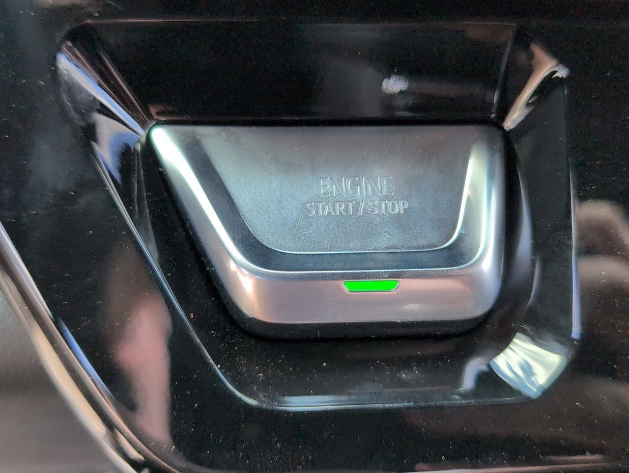 New 2026 Sterling Metallic GMC AT4X image 17