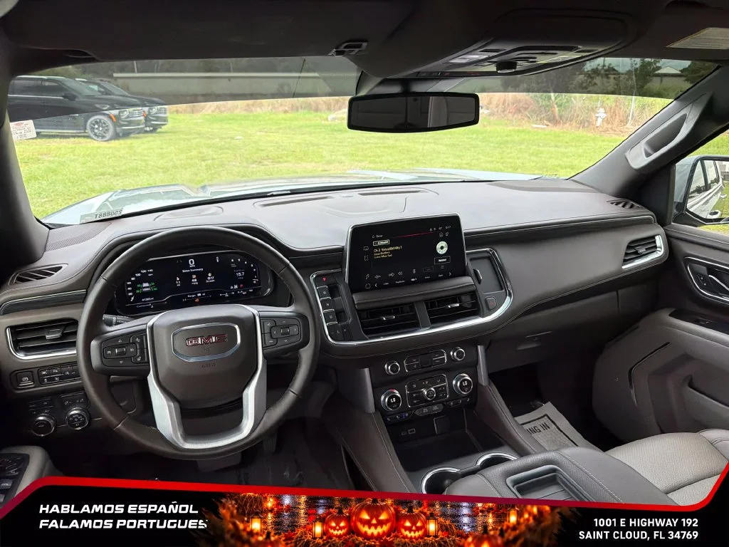 Used 2024 Sterling Metallic GMC SLT image 29