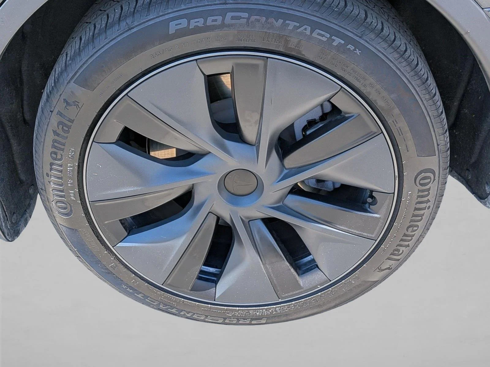 Used 2024 Stealth Grey Tesla Long Range image 15