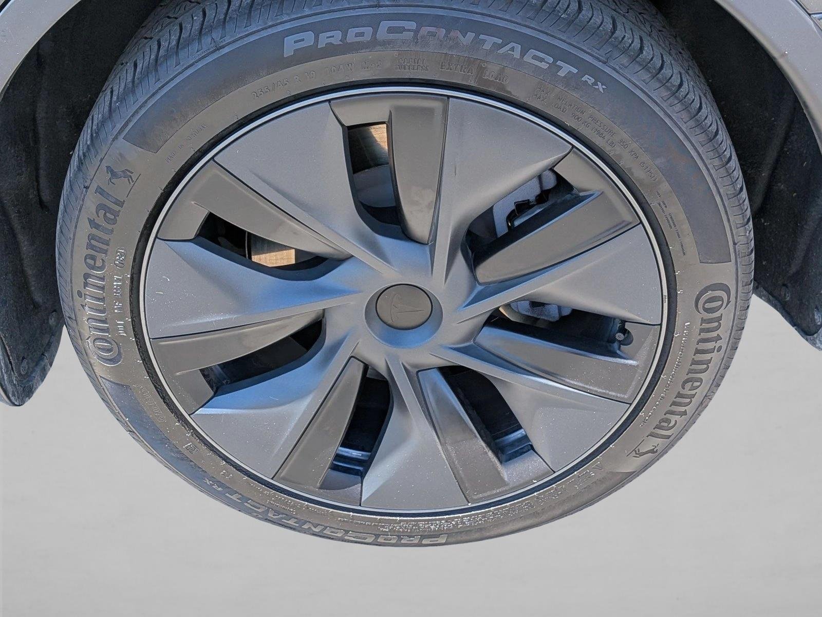 Used 2024 Stealth Grey Tesla Long Range image 15