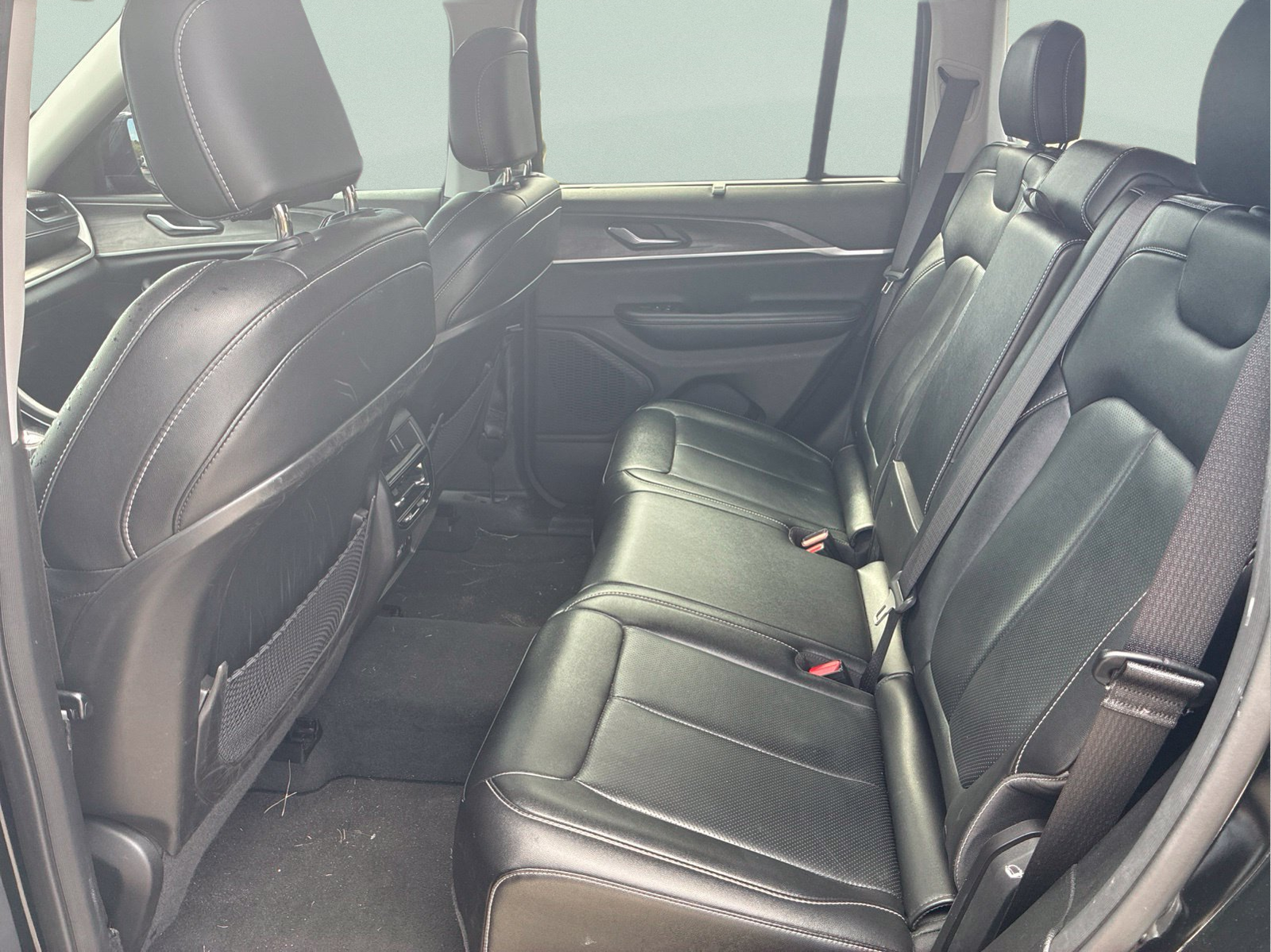 Used 2023 Black Jeep Limited image 10