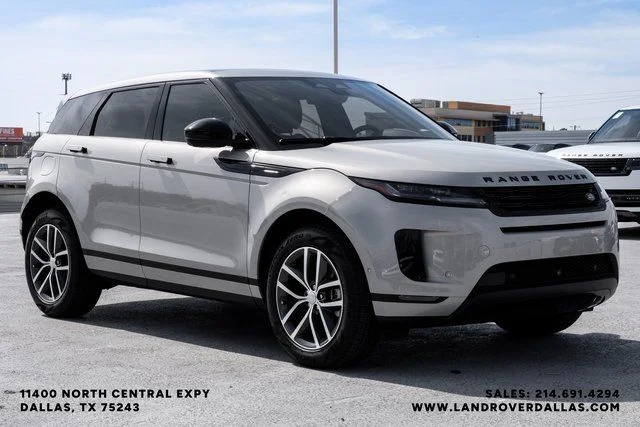 Used 2025 Silver Land Rover S image 3