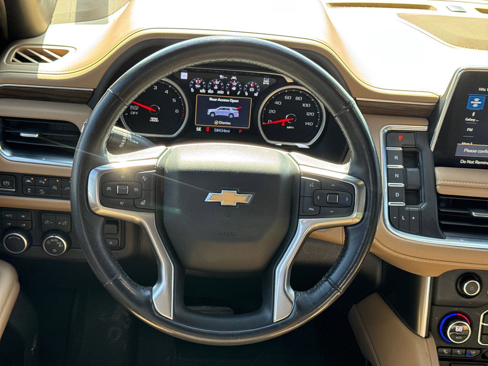 Used 2021 Iridescent Pearl Tricoat Chevrolet Premier image 26