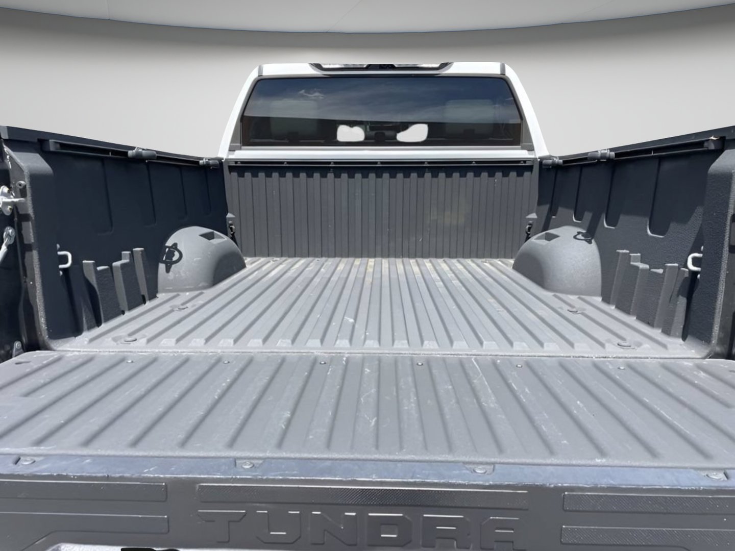Used 2024 Ice Toyota SR5 image 8