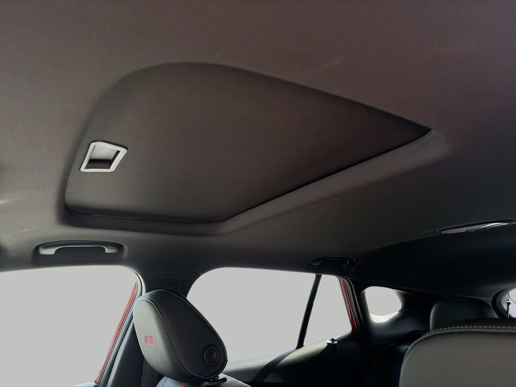 2026 Chevrolet Trax RS - Photo 17